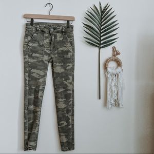 American Eagle Hi Rise Jegging In Camo